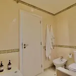 Luxury In 公寓 塞图巴尔